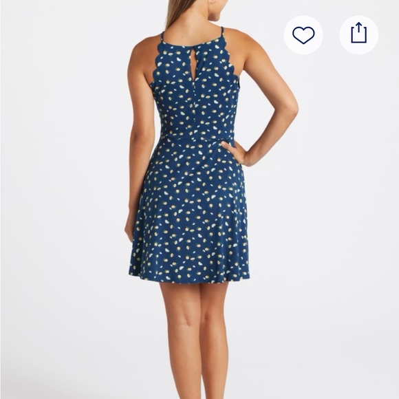 NWT Scallop Top Dress - Picture 4 of 7